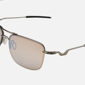 Oakley Men’s Tailhook Titanium Polarized Sunglasses (Authentic)